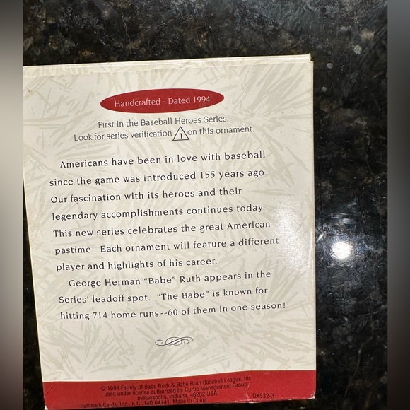 Vintage Hallmark Babe Ruth Ornament - 1994 - Baseball Heroes Collector’s Series - Picture 3 of 4